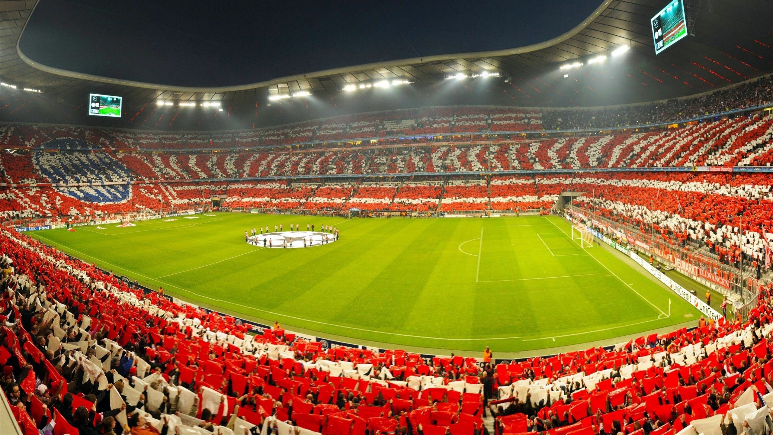 上赛场的清晨,为青春发令!高校接力登上F1赛道,点燃上海青春引擎