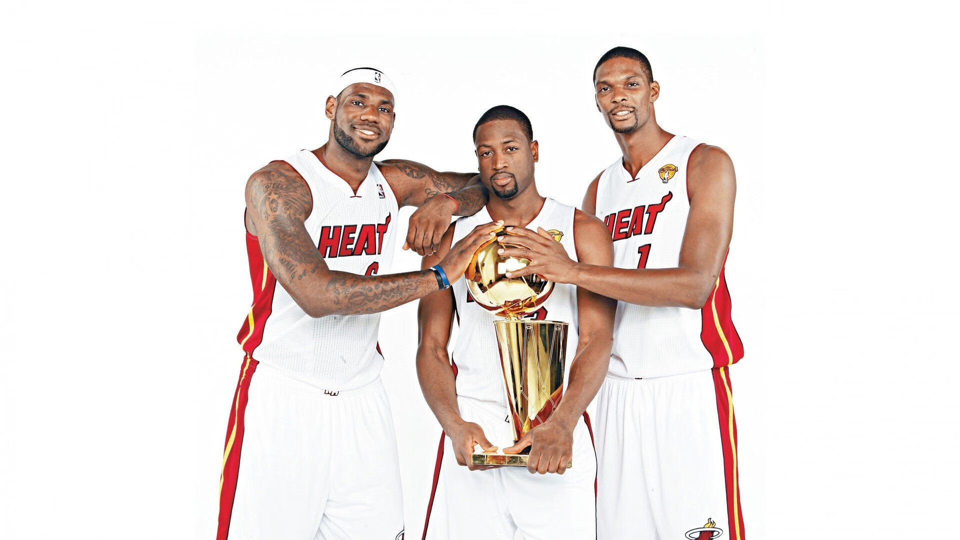 2026年世界室外综合格斗联赛总决赛 沙漠八角笼上演终极对决